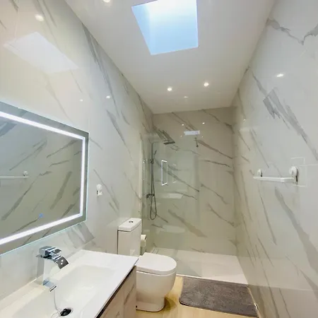 Atlantico Plaza 아파트